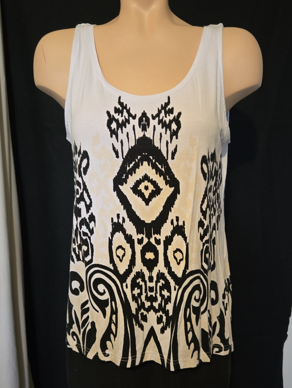 Chico's Additions Black and White And Tan tank top.